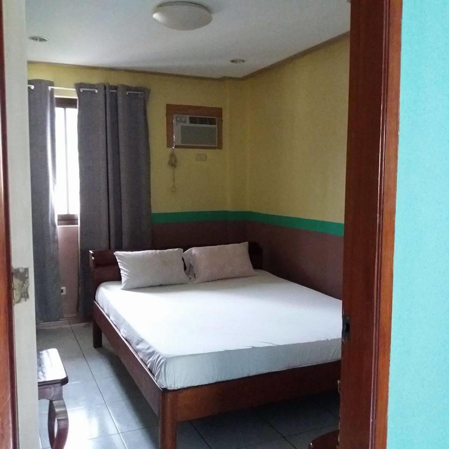Liberty Park Pension Puerto Princesa Bagian luar foto